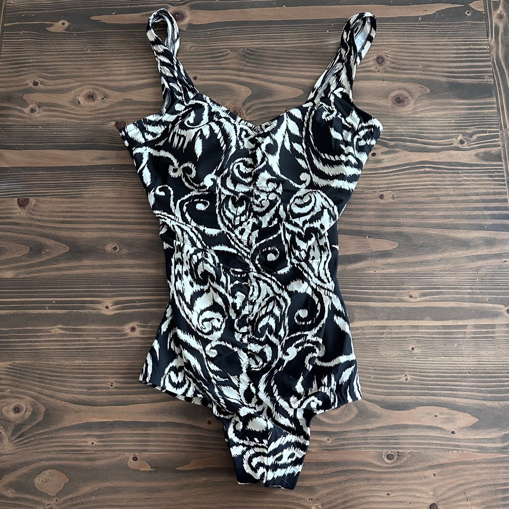 Maxine of Hollywood One Piece Swimsuit Women’s 14 Black White